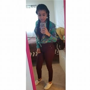 Meet your Posher, Daniela